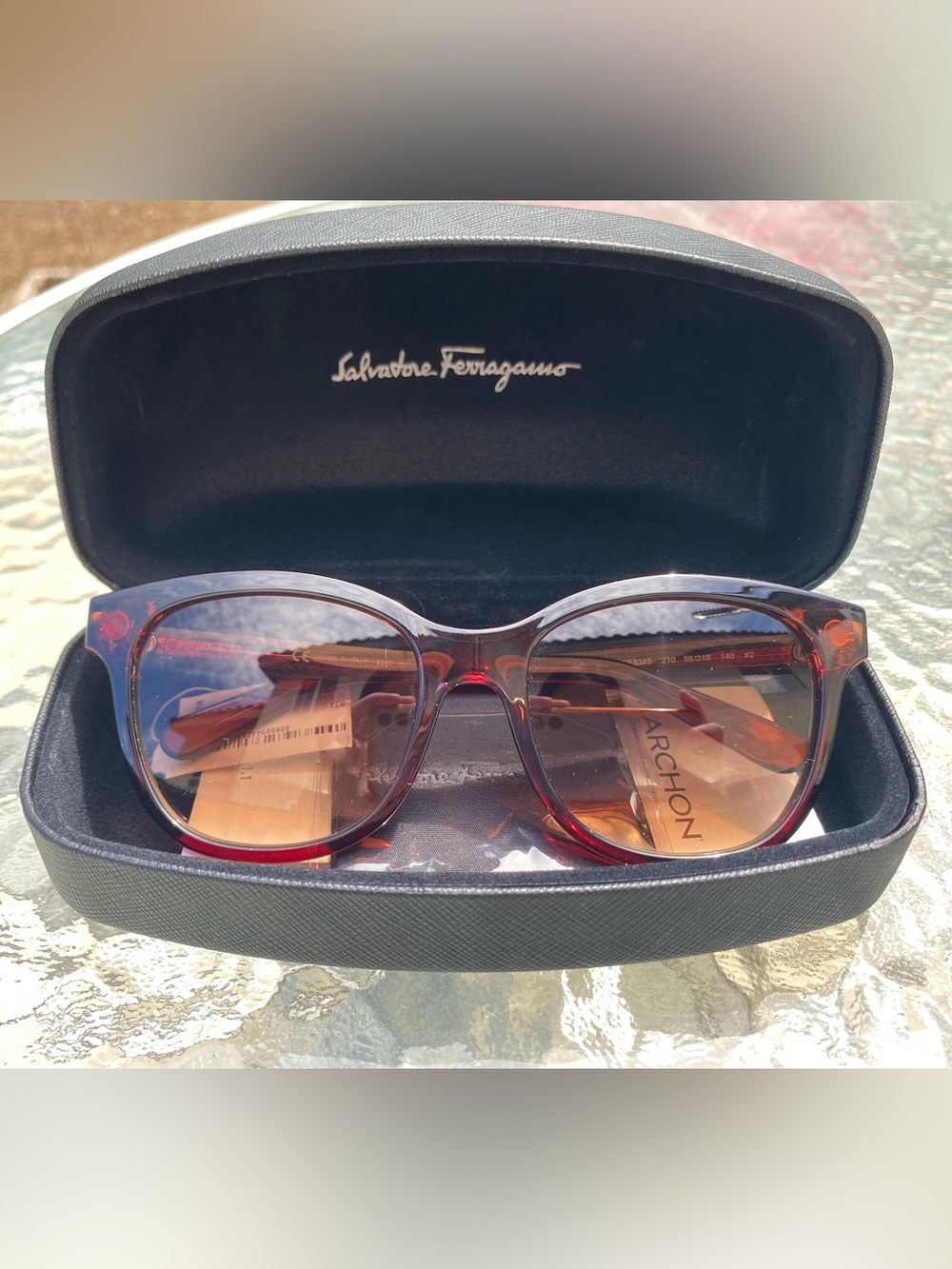 Salvatore Ferragamo SF834S Designer Sunglasses w/ Original Case